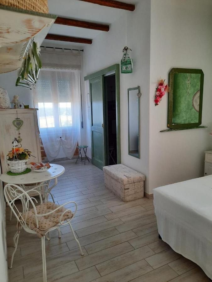 Fattoria La Traccia Villa Fertilia Luaran gambar