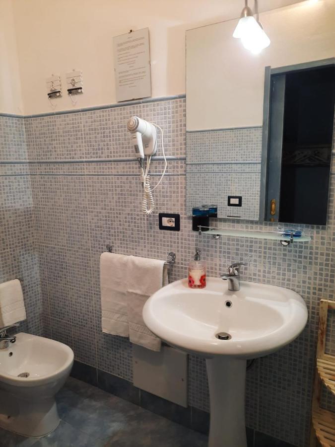 Fattoria La Traccia Villa Fertilia Luaran gambar