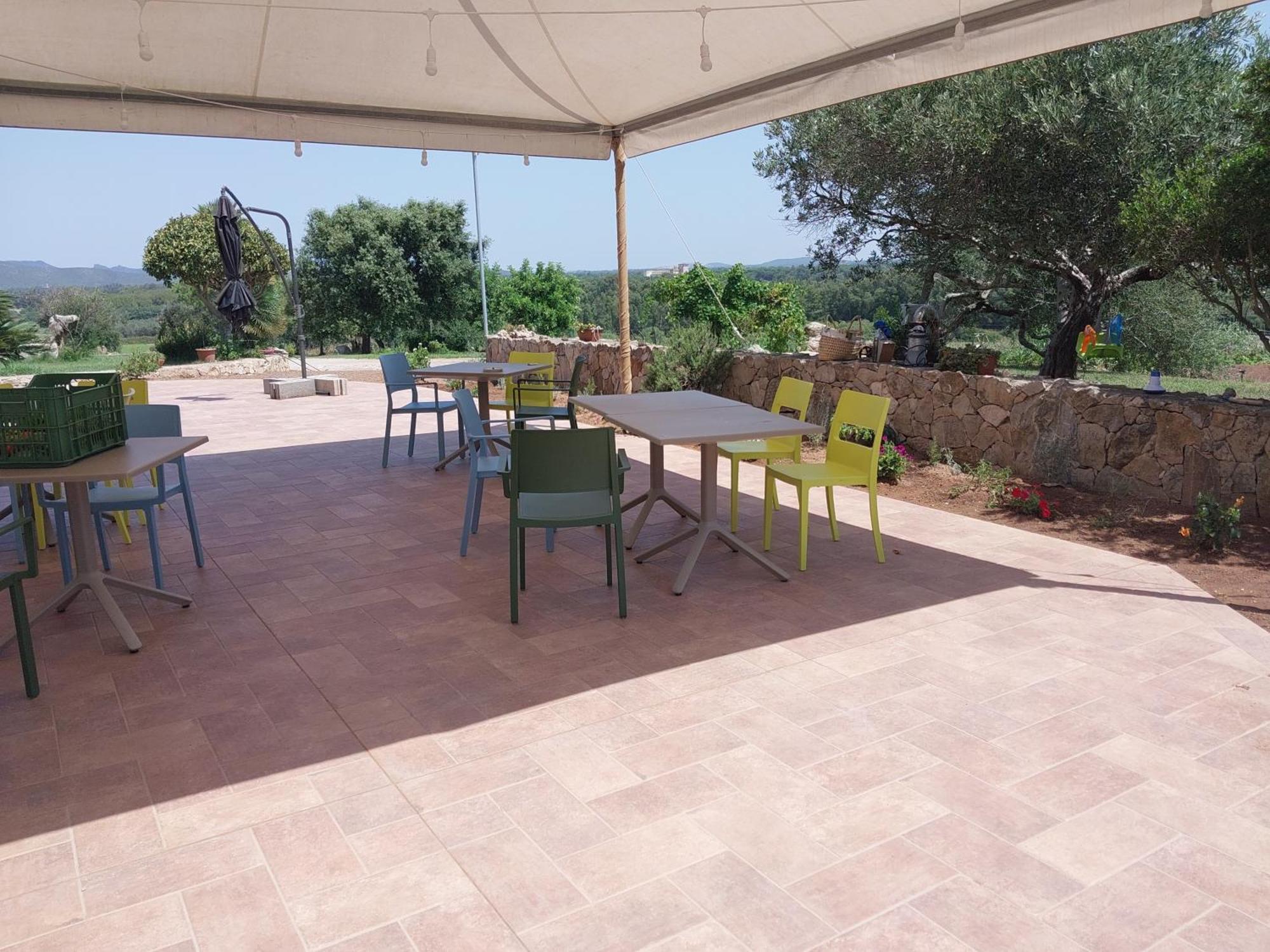 Fattoria La Traccia Villa Fertilia Luaran gambar